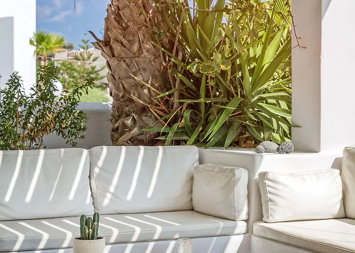 Kouros Village - Adults Only מלון 4*