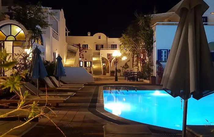 Kouros Village - Adults Only מלון