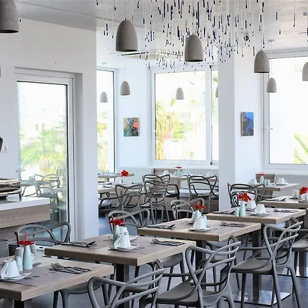 Kouros Village - Adults Only فندق 4*
