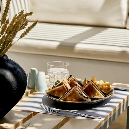 ホテル Kouros Village - Adults Only ペリッサ