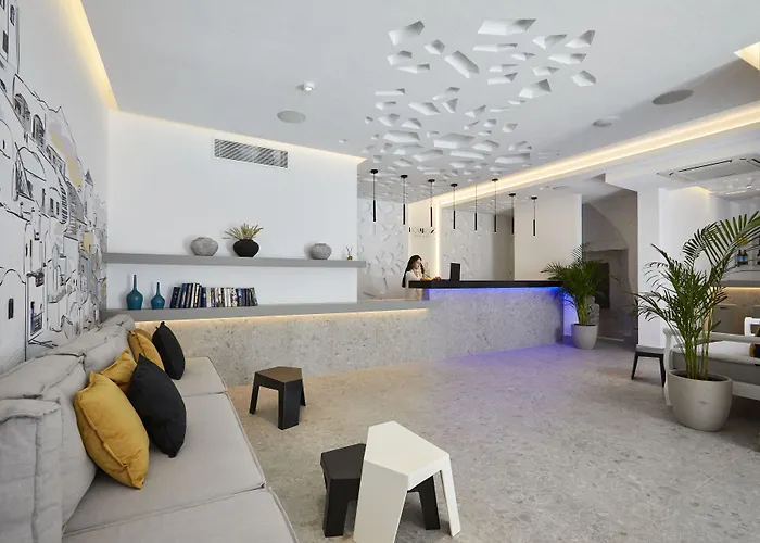 Отель Kouros Village - Adults Only